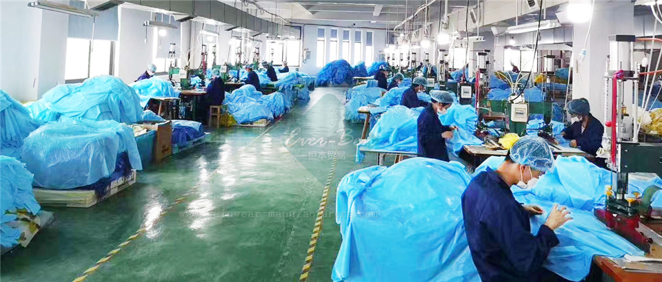 China CPE Gowns Supplier